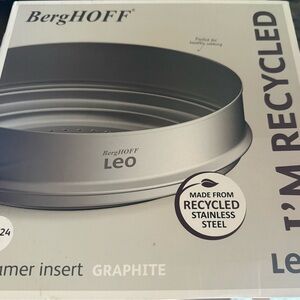 BergHOFF
Graphite 10 in. Recycled 18/10 Stainless Steel Steamer Insert
